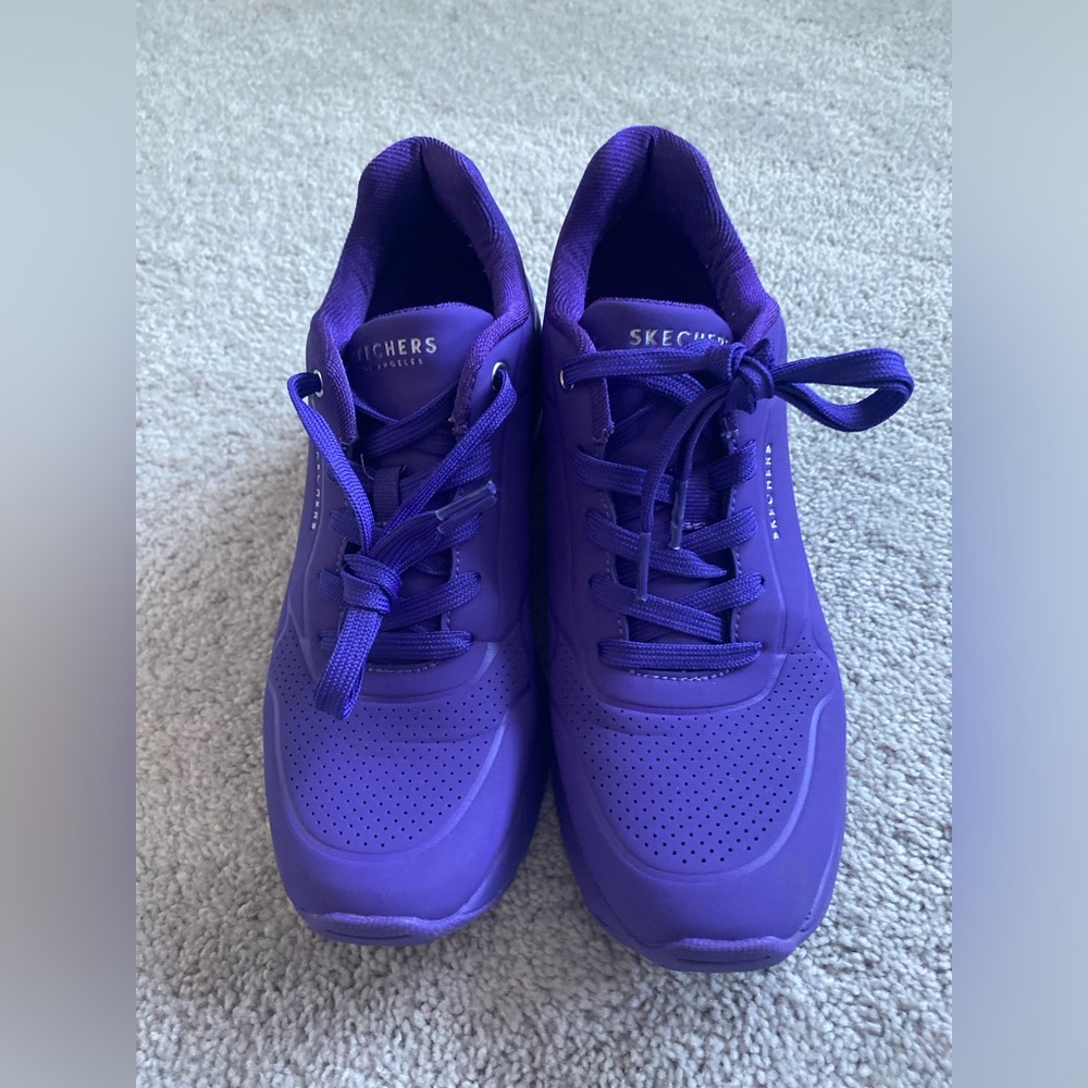 Skechers platform city sneakers